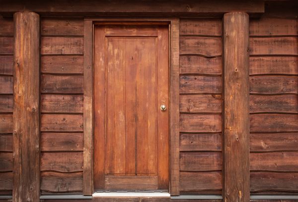 Log Cabin Siding Installation in Frisco